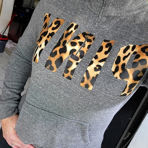 Rare VS pink Rare cheetah speckled quarter zip - Picture 9 of 9